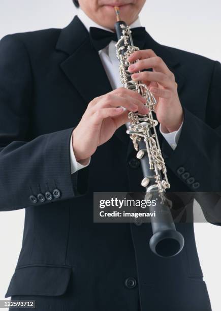 oboe performance - oboe stock-fotos und bilder