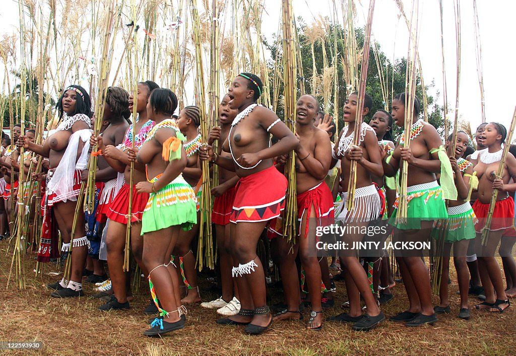 Unmarried women from Swaziland dance car