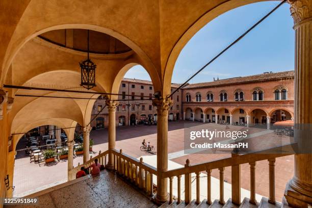 the town hall square staircase of honour - ferrara 個照片及圖片檔