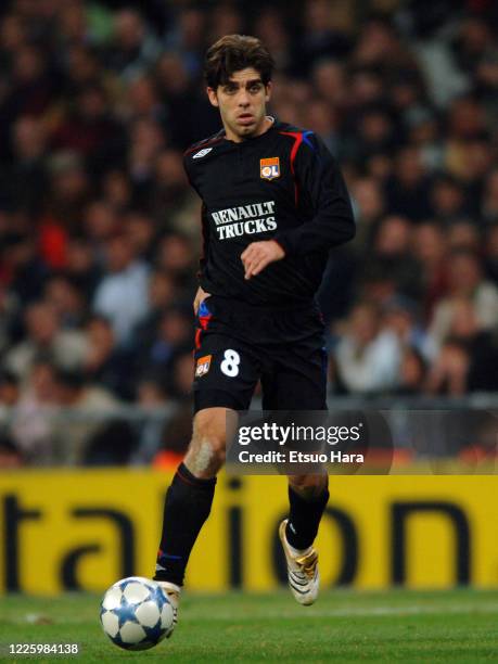 Juninho of Olympique Lyonnais in action during the UEFA Champions League Group F match between Real Madrid and Olympique Lyonnais at the Estadio...