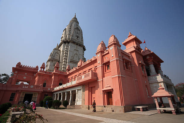 vishwanath temple, varanasi, india - varanasi stock pictures, royalty-free photos & images