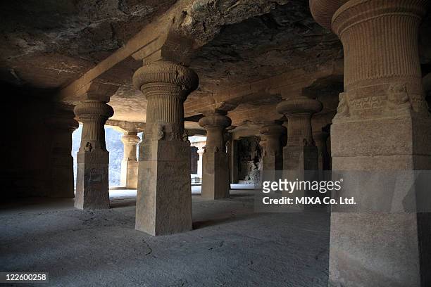 elephanta caves, mumbai, india - elephanta caves stock pictures, royalty-free photos & images