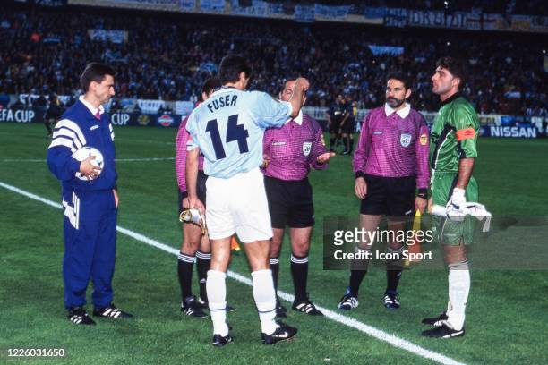 Diego FUSER of Lazio and Gianluca PAGLIUCA of Inter during the UEFA Cup Final match between Lazio and Inter, at Parc des Princes, Paris, France on...