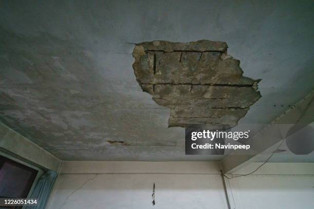 Fall Down Ceiling 788 Ceiling Falling Down Stock Photos, High-Res Pictures, and Images ...
