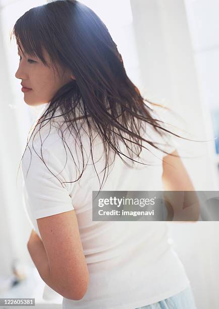 Profile Female. Back 63 Profile Of Woman With Back Turned Stock Photos, High-Res Pictures ...