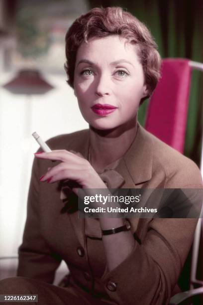 Lilli Palmer, deutsch britisch schweizerische Schauspielerin, Autorin und Malerin, Deutschland ca. Ende 1950er Jahre. German British Swiss actress...