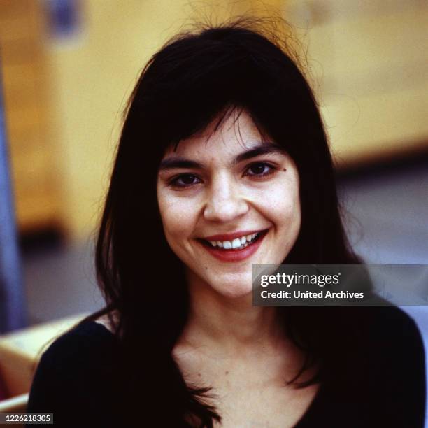 Jasmin Tabatabai, deutsch iranische Schauspielerin, Synchronsprecherin und Musikerin, Deutschland 1992