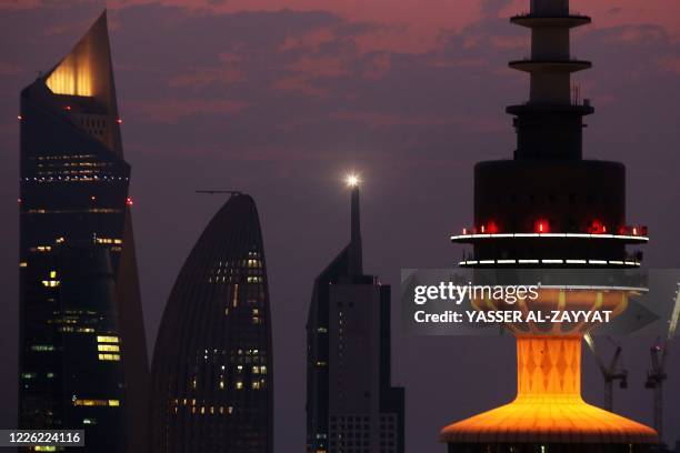 Al Raya Building 14 Al Raya Stock Photos, High-Res Pictures, and Images - Getty Images
