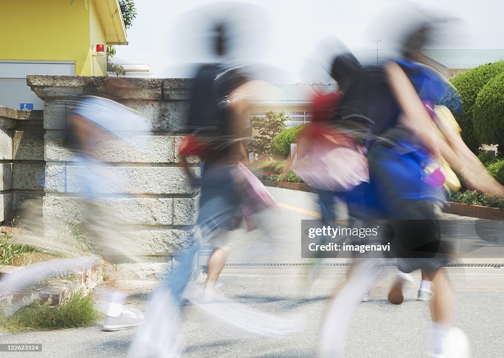 Elementary school students commute