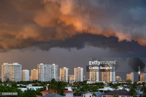 aventura high rise buildings with dark sky - hurricane season stock pictures, royalty-free photos & images