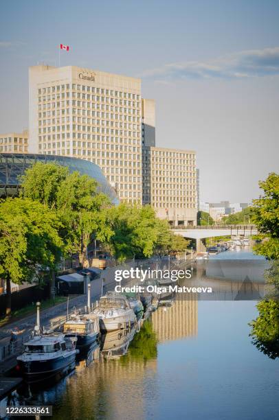 ottawa, canada, july 2018 - yachts and boats are docked on the rideau channel in downtown - ottawa landscape stock pictures, royalty-free photos & images