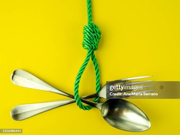 Knocking Ropes Rope Choking Photos and Premium High Res Pictures - Getty Images