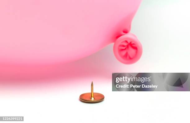 balloon with tack - balloon knot stock pictures, royalty-free photos & images