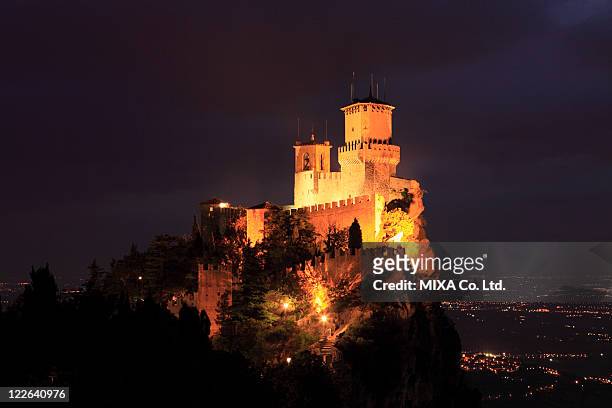 night view of guaita, san marino, most serene republic of san marino - republic of san marino stock pictures, royalty-free photos & images
