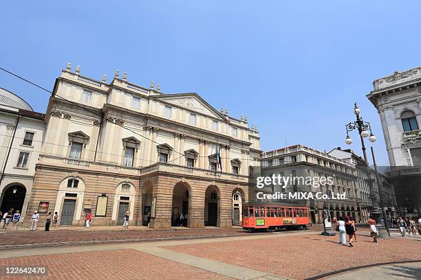 teatro alla scala, milan, lombardy, italy - teatro la scala stock-fotos und bilder