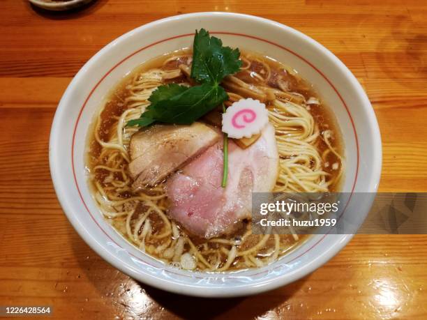 ramen noodle soup, japanese food - ramen noodles stock pictures, royalty-free photos & images