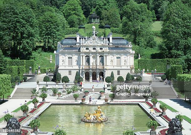 schloss linderhof - linderhoff palace stock pictures, royalty-free photos & images