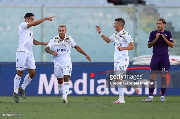Davide Faraoni of Hellas Verona FC celebrates after scoring a goal during the Serie A match between ACF Fiorentina and Hellas Verona at Stadio...