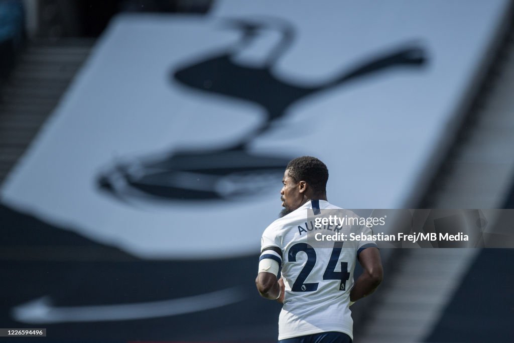 Tottenham Hotspur v Arsenal FC - Premier League