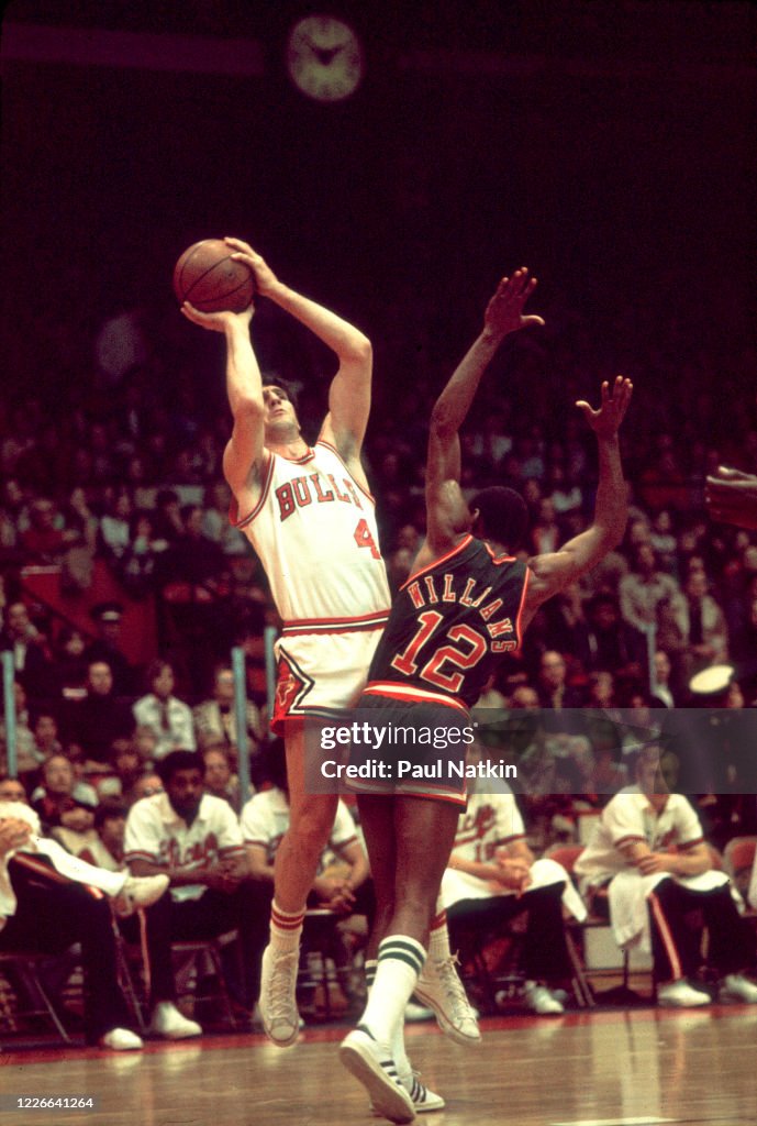 Chicago Bulls' Jerry Sloan In Action