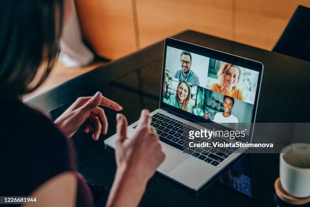 friends in video call - the internet stock pictures, royalty-free photos & images