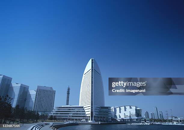 hotel - minato mirai stock pictures, royalty-free photos & images