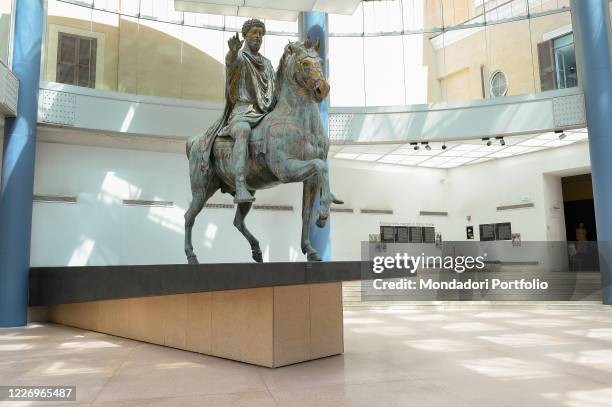 Marco Aurelio's Exedra in the Capitoline Museums during the first weekend after the recent partial reopening of the Roman museums in Phase 2 of the...