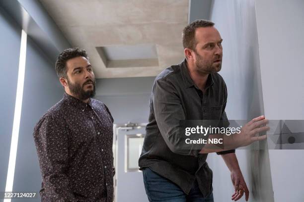 Brass Tacks" Episode 509 -- Pictured: Ennis Esmer as Rich Dotcom, Sullivan Stapleton as Kurt Weller --