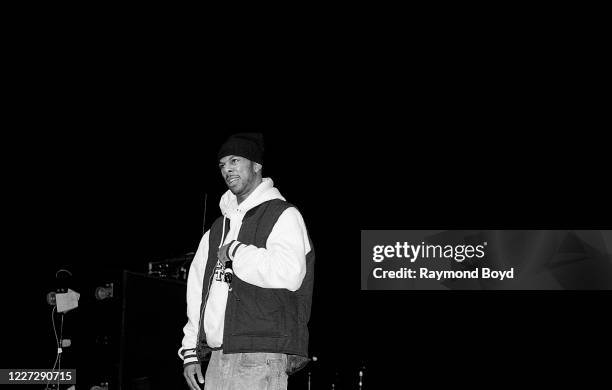 Common Sense The Rapper 277 Common In Concert Chicago Il Stock Photos, High-Res Pictures, and ...