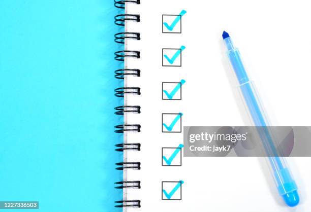 tick mark - checklist stockfoto's en -beelden