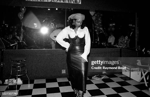 Singer Miki Howard poses for photos at The Cotton Club in Chicago, Illinois in October 1992.