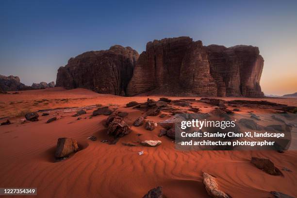 rock formation in wadi rum - wadi rum stock pictures, royalty-free photos & images