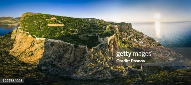 monemvasia - monemvasia stockfoto's en -beelden