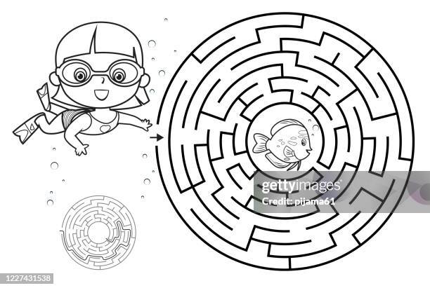 ilustraciones, imágenes clip art, dibujos animados e iconos de stock de maze chica buceando bajo el mar - actividad