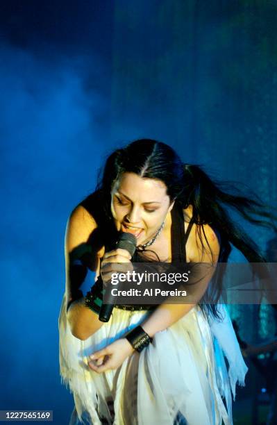 Singer Amy Lee and Evanescence headline the show at Roseland Ballroom on February 27, 2004 in New York City.
