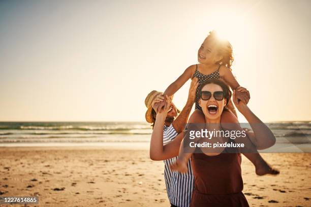 there’s no time like family time - family holidays australia stock pictures, royalty-free photos & images