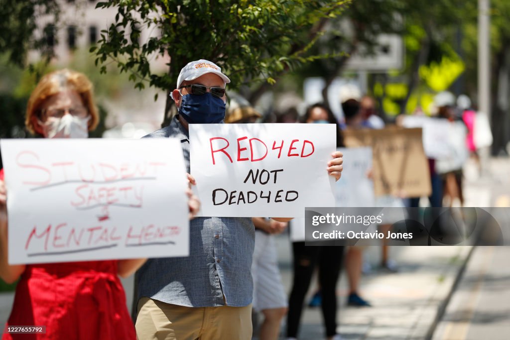 Hillsborough County Florida Teachers Protest Reopening Schools Amid Pandemic