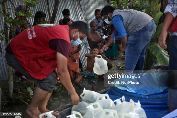 Collect Pure 20 Jatrapur Stock Photos, High-Res Pictures, and Images - Getty Images