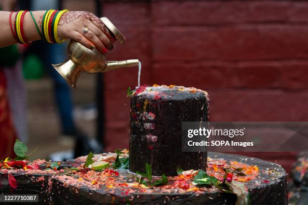 Shivling Photos and Premium High Res Pictures - Getty Images Shivling Photos and Premium High Res Pictures - Getty Images
