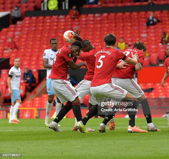 Manchester United v West Ham United - Premier League Manchester United v West Ham United - Premier League