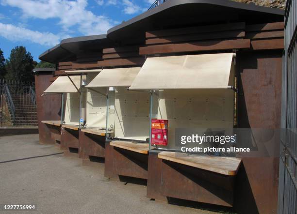 July 2020, Italy, Rom: Closed ticket offices at the Archaeological Park of the Colosseum and the Roman Forum. The number of foreign tourists in...