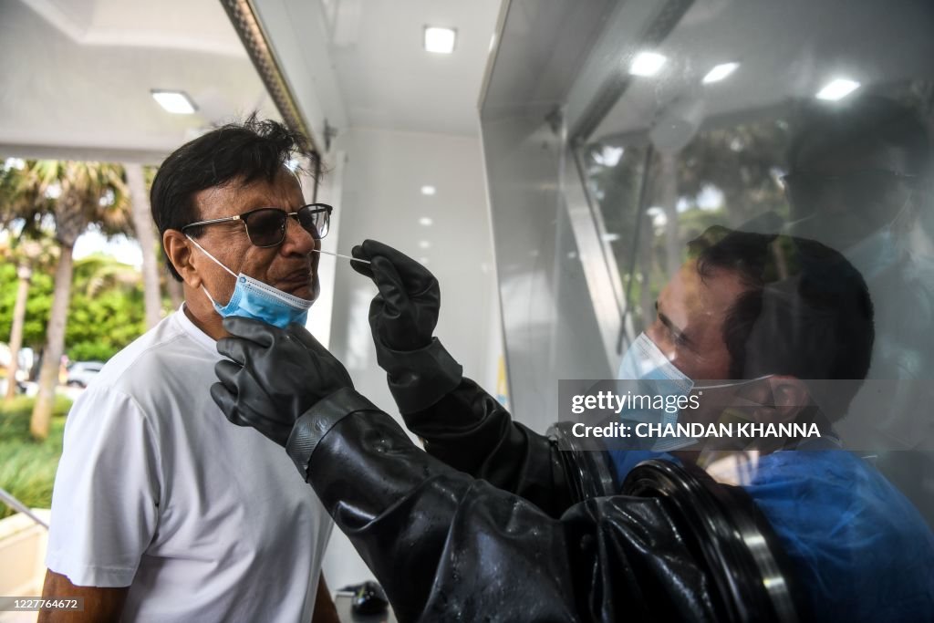 US-HEALTH-VIRUS-FLORIDA-TESTING