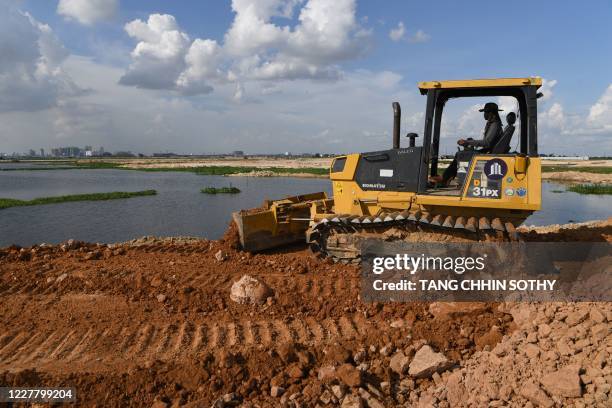Lagger Fill 2,001 Lake Fill Stock Photos, High-Res Pictures, and Images - Getty Images
