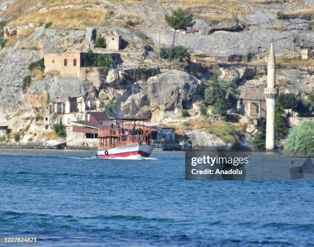 Rumkale also called as "The pearl of the Euphrates", having the least busy days due to the novel coronavirus pandemic, hosts visitors after the...