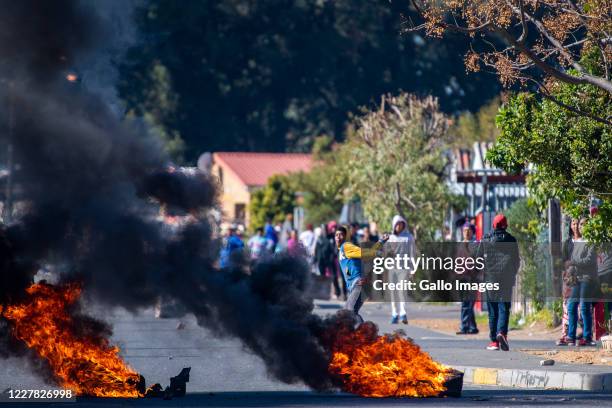 Greenfields residents demonstrate during a large scale protest action organised by the group Gatvol Capetonian on July 27, 2020 in Cape Town, South...