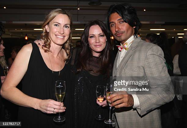 Georgina Stewart , Liz Delany and New Zealand's Next Top Model judge Colin Mathura-Jeffree pose during the Moet Party marking the start of New...