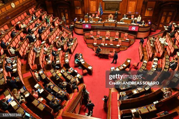 Italian Senate Rome Senate Water Photos and Premium High Res Pictures - Getty Images