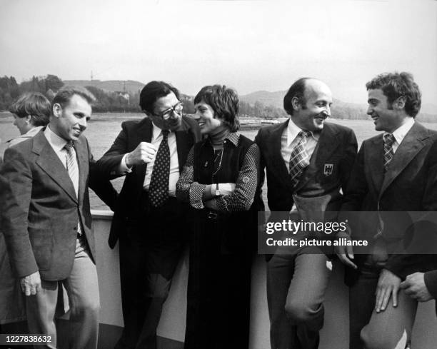 Walter Demel , Werner Maihofer , Rosi Mittermaier , Xaver Unsinn and Christian Neureuther on 30 April 1976 cruising the Rhine near Bonn. | usage...