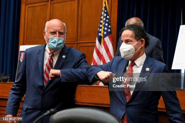 Robert Raskin Photos and Premium High Res Pictures - Getty Images