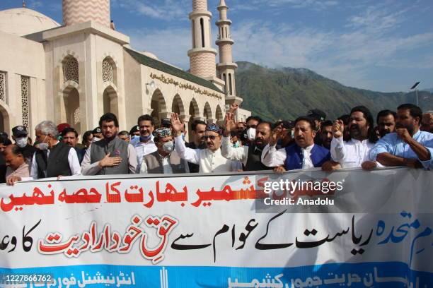 Chairman Kashmiri Committee of National Assembly of Pakistan Shehriyar Khan Afridi along with members and Prime Minister Pakistani administrated...